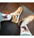 Calcetines Athletic Basquiat Pez Dispenser Beige | Jimmy Lion - ¡Deporte con arte!