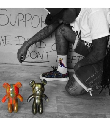 Calcetines Athletic Basquiat Pez Dispenser Beige | Jimmy Lion - ¡Deporte con arte!