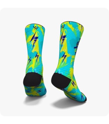 Calcetines Faster Stronger Harder Turquesa | Wabiks - ¡Impulsa tu rendimiento con estilo!
