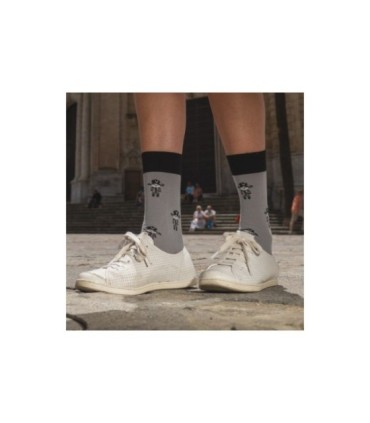 Calcetines Capitán Veneno | Pepe Pinreles - ¡Lleva el legado de Juan Carlos Aragón en tus pies!