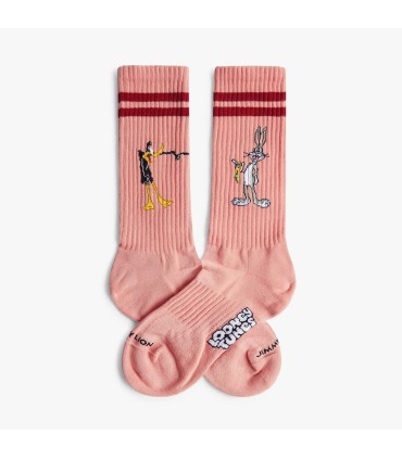 ATHLETIC DAFFY VS BUGS